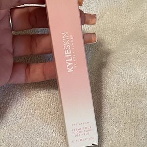 🦋Kylie Eye Cream🦋